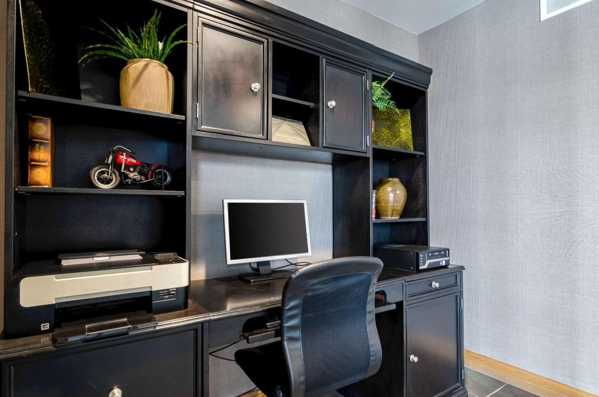 Comfort Inn Colby Dış mekan fotoğraf