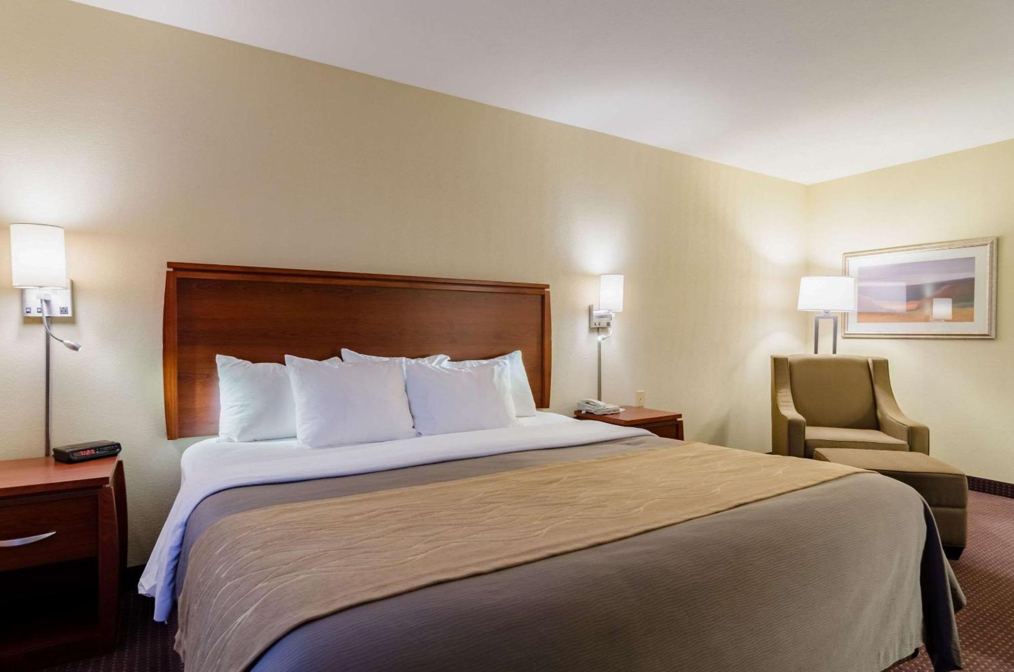 Comfort Inn Colby Dış mekan fotoğraf