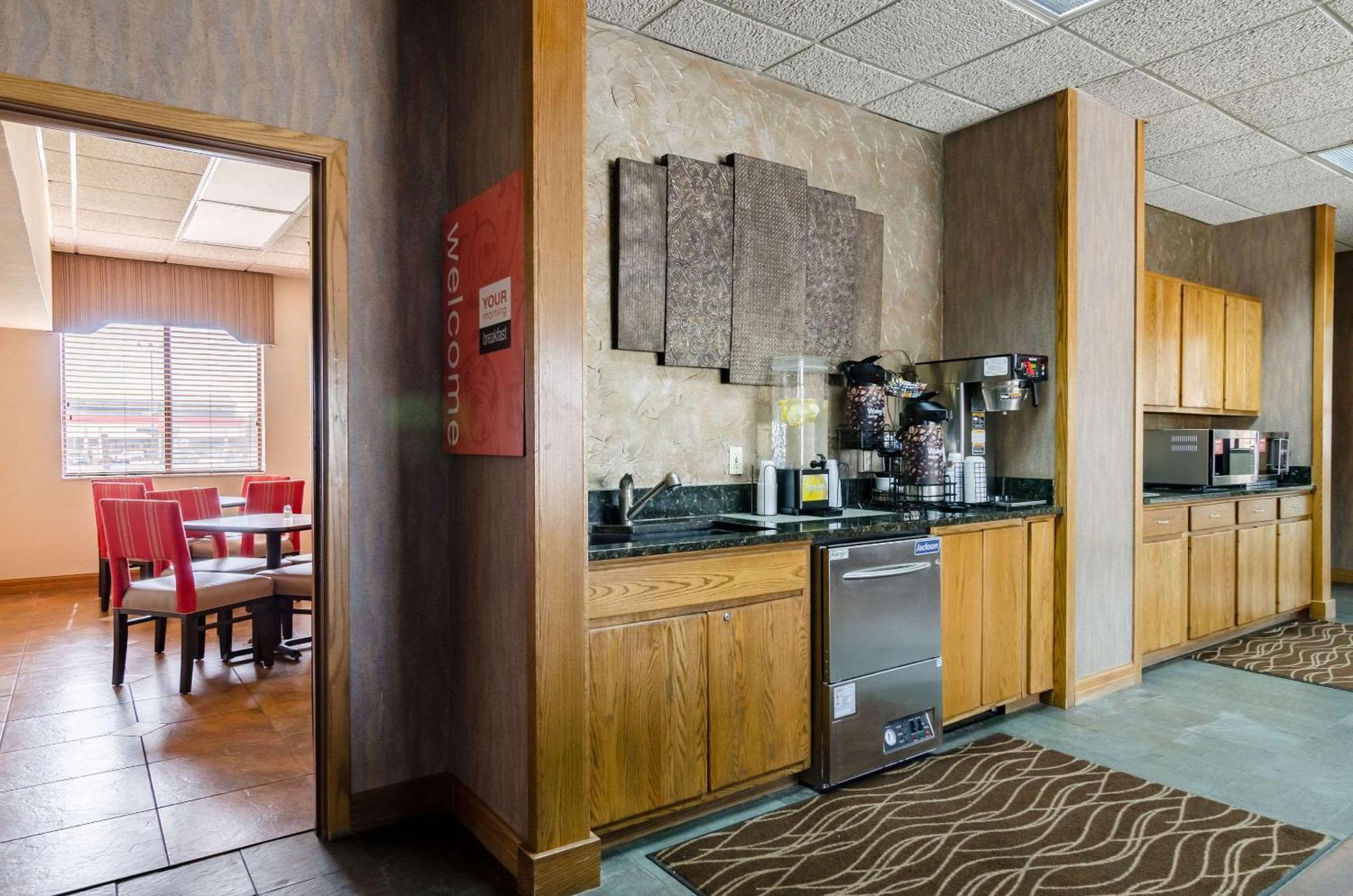 Comfort Inn Colby Dış mekan fotoğraf