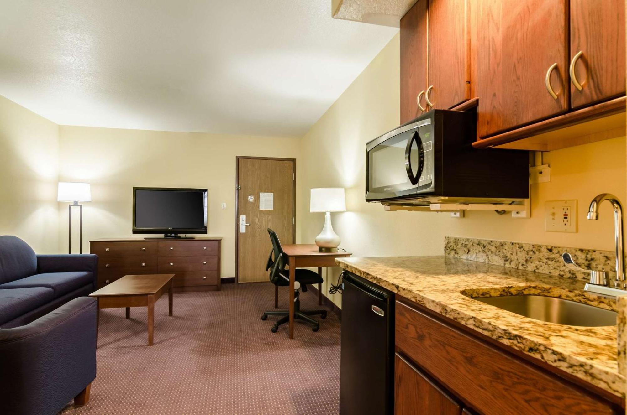 Comfort Inn Colby Dış mekan fotoğraf