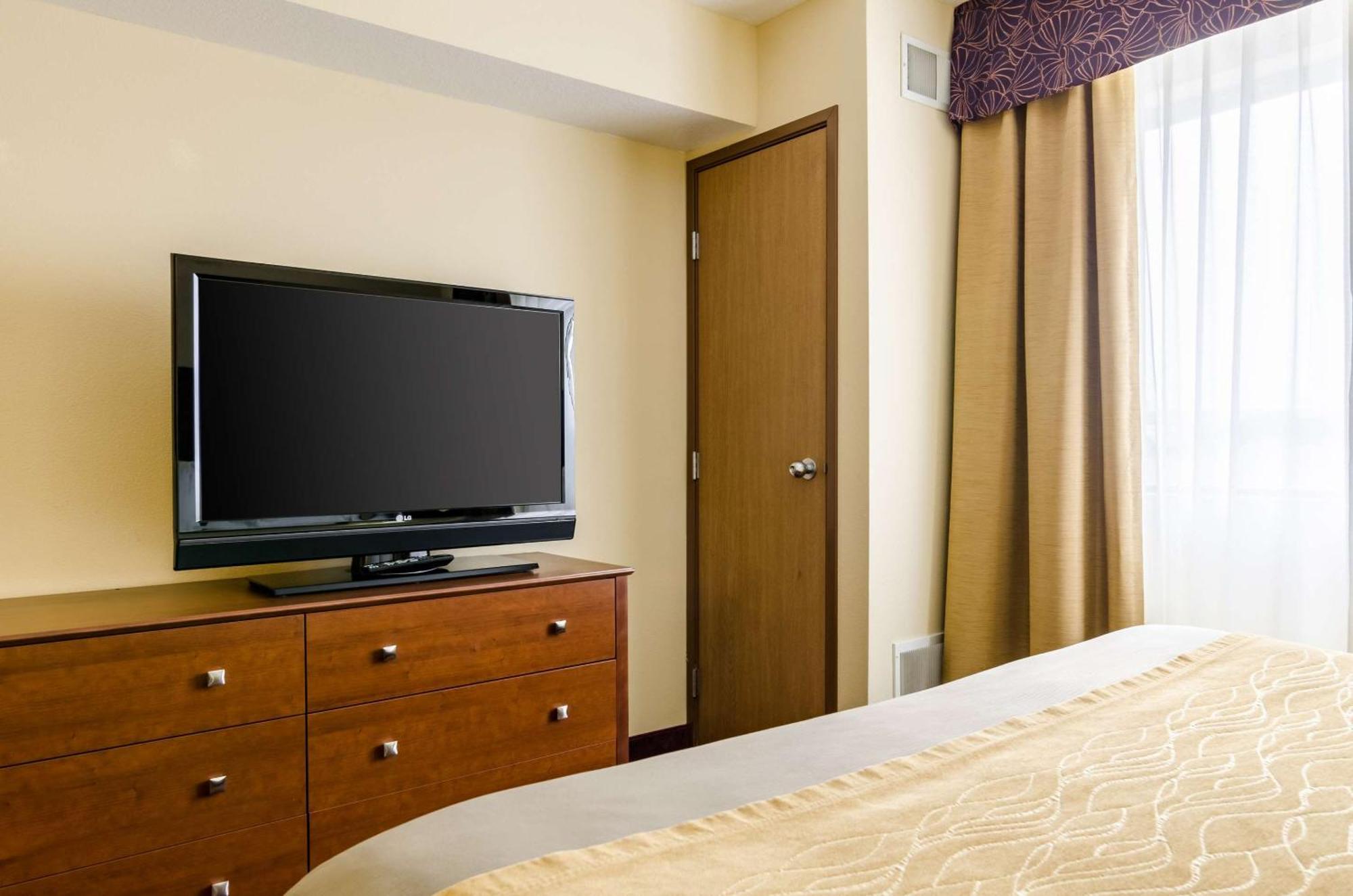 Comfort Inn Colby Dış mekan fotoğraf