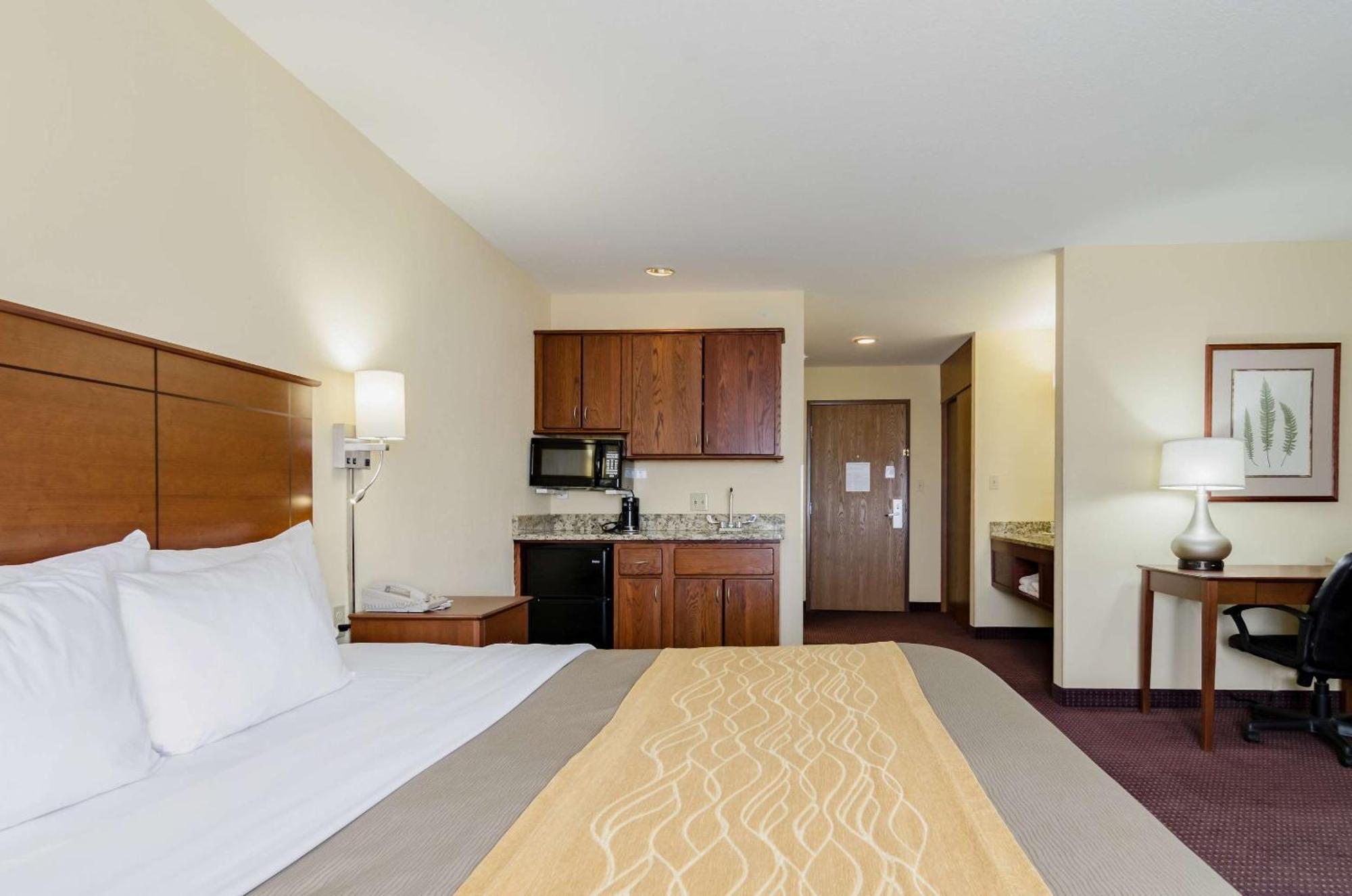 Comfort Inn Colby Dış mekan fotoğraf